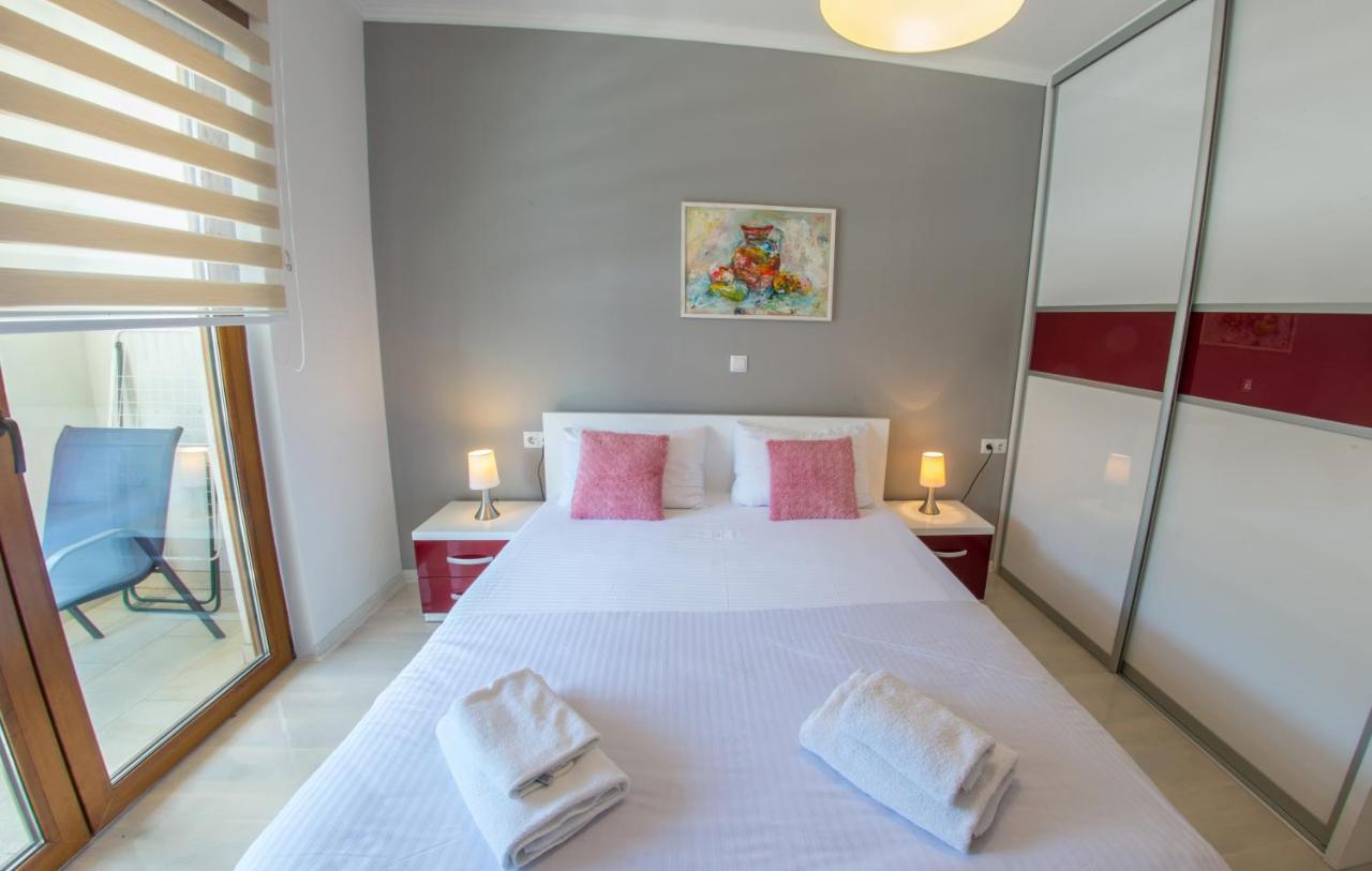 Apartment Light De Luxe - With Old Bridge View Mostar Exterior foto