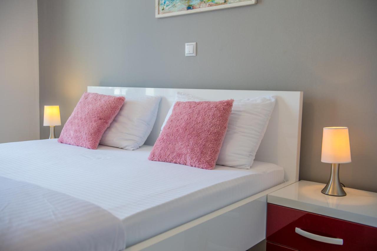 Apartment Light De Luxe - With Old Bridge View Mostar Exterior foto